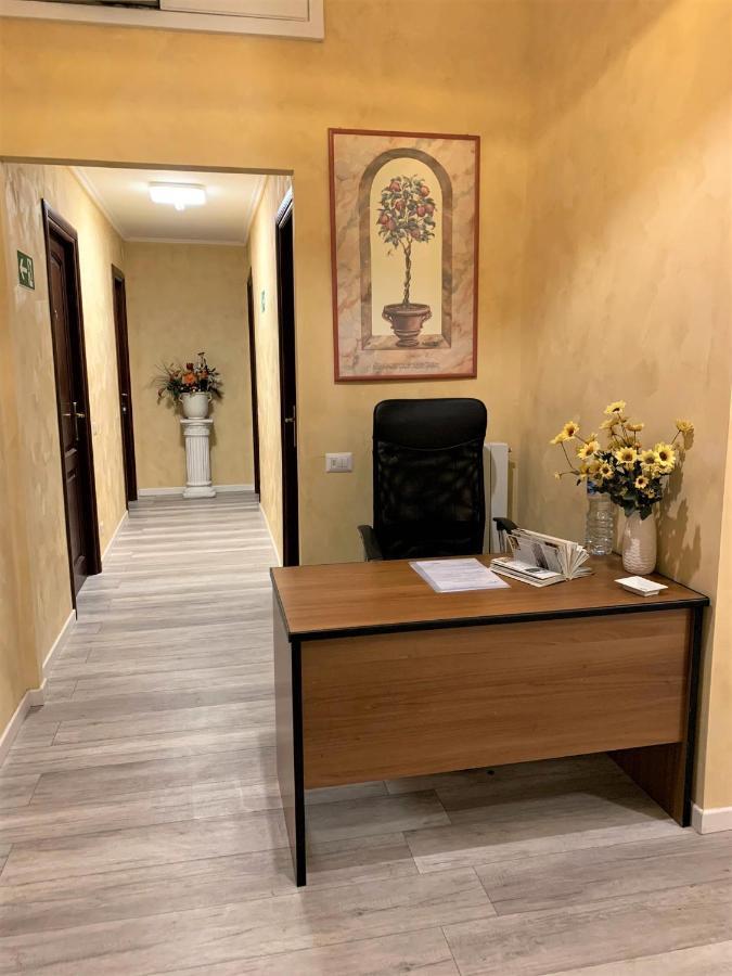 Girasole Suites Rome Bagian luar foto